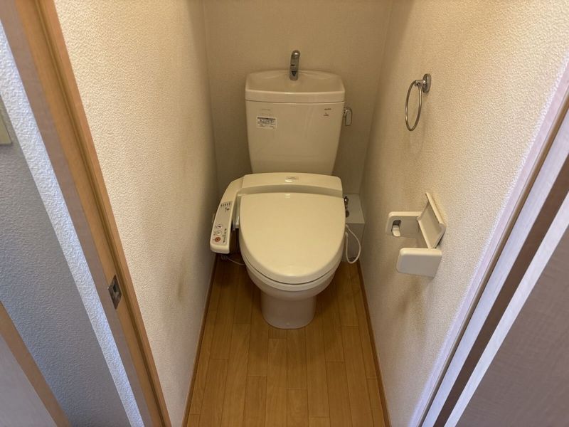 レオパレス嵯峨野 トイレ