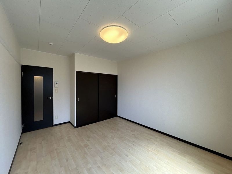 LEONEXT Read & Nana 거실