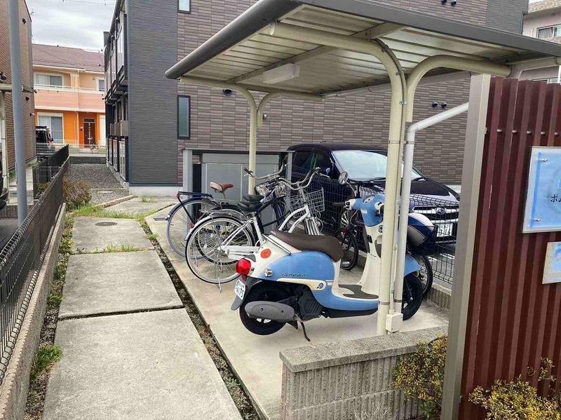 レオネクストポムールⅢ 共用部分