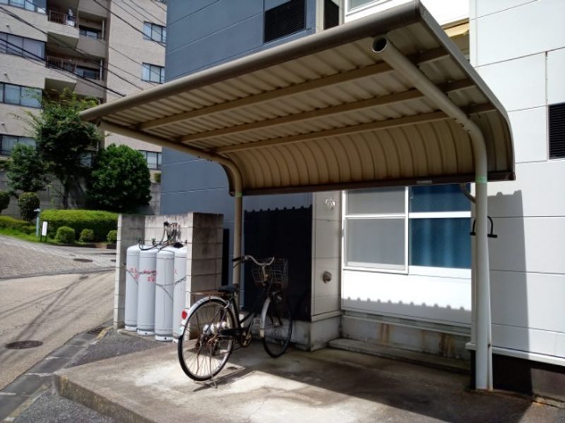 レオパレスエル 共用部分