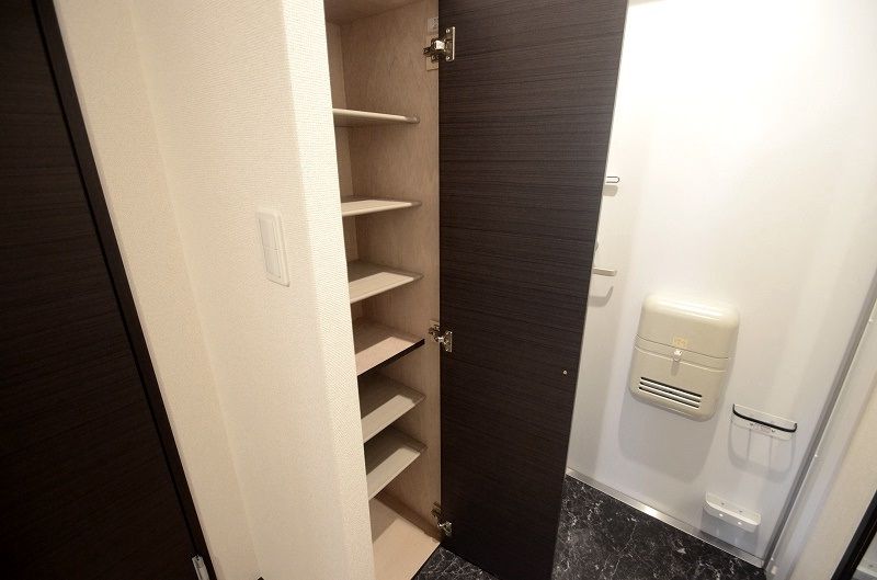 クレイノシャイン 玄関