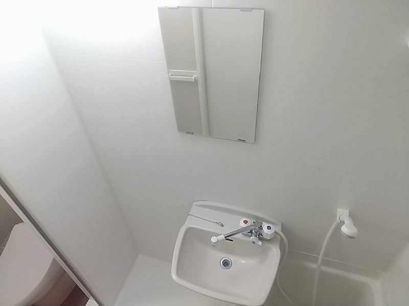 レオパレスメイフラワー 洗面台