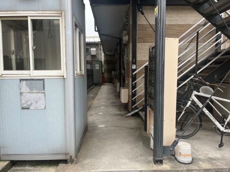 レオパレスオーキッド エントランス