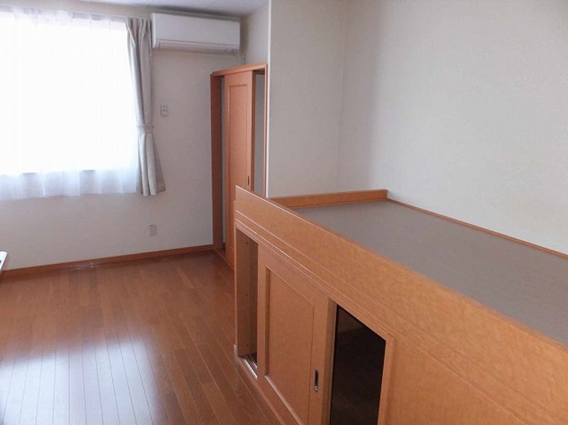 レオパレスサンライズＮＯＡⅡ 寝室