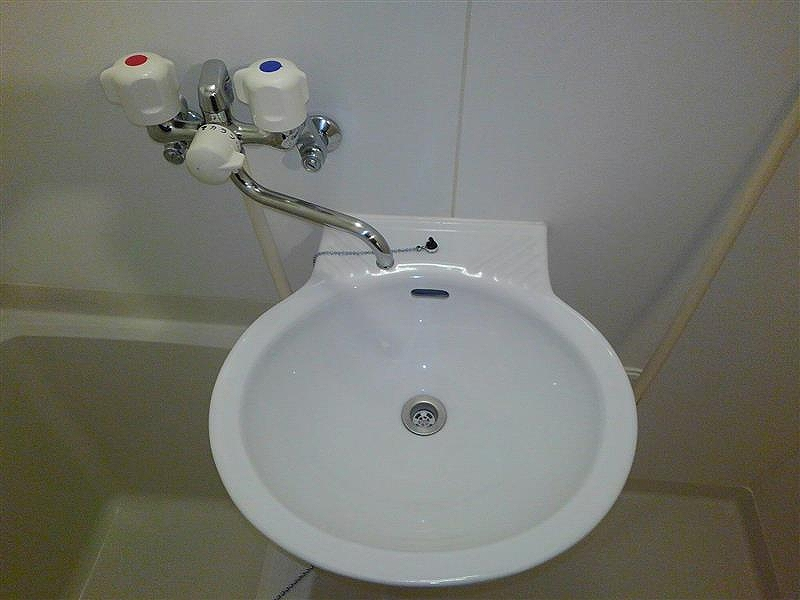 レオパレスドリームライフ 洗面所