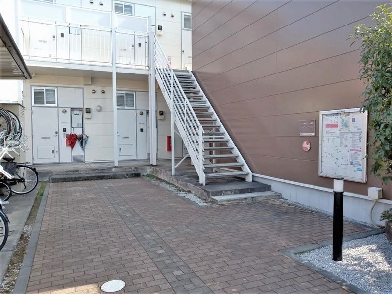 レオパレスパインヒル美女木 共用部分