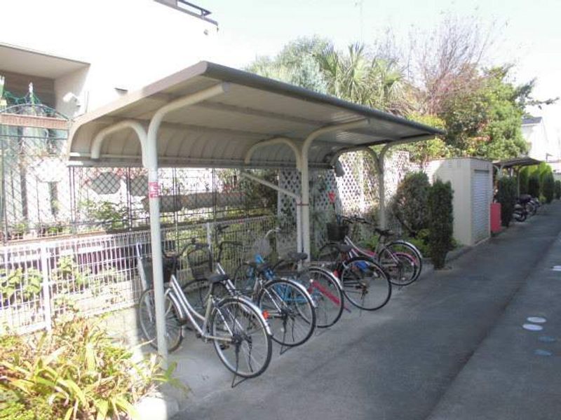 レオパレスフローラ 共用部分