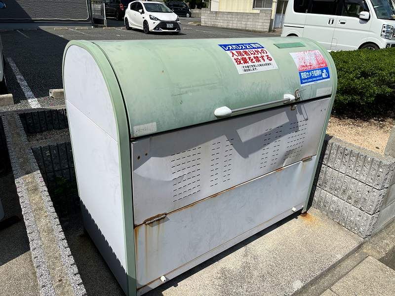 レオパレスエミール 共用部分