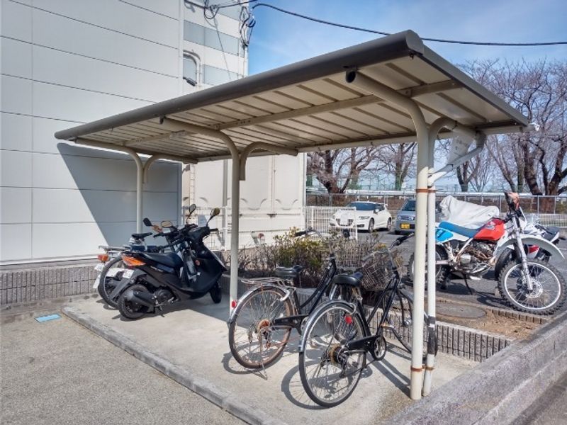 レオパレスシャルム 共用部分