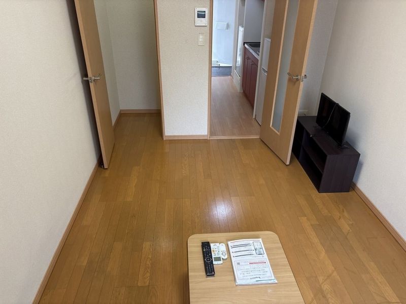 レオパレスあいりす 居間