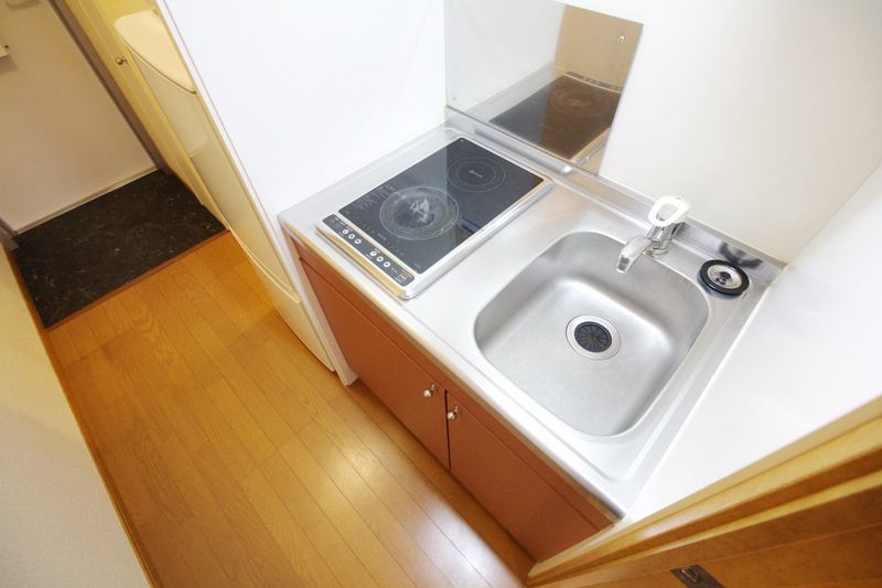 レオパレスコンフォード　ツバキ キッチン