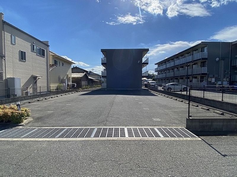 レオパレスＹＵＹＡＫＥＳＯ 駐車場