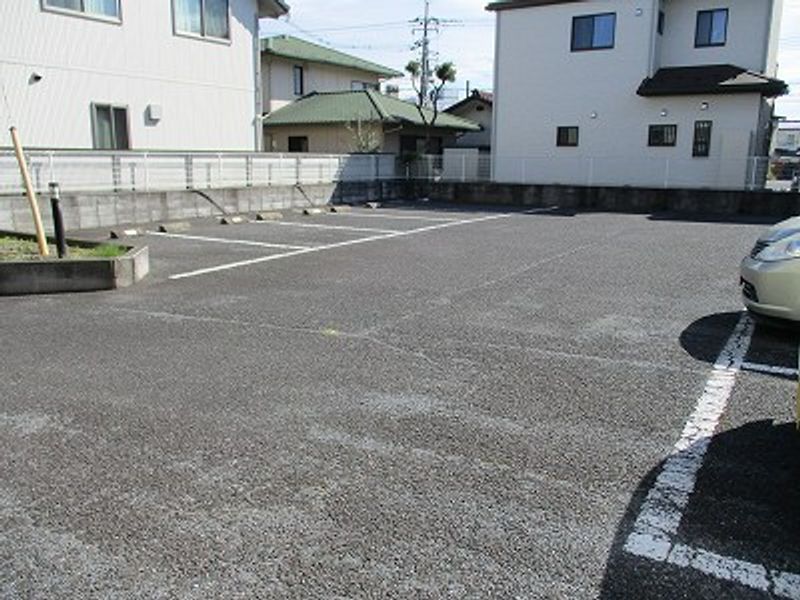レオパレス不動前 駐車場