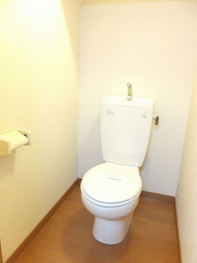 レオパレス下小鳥Ａ トイレ