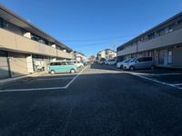 leopalace Hanamizuki Nibankan Parking lot