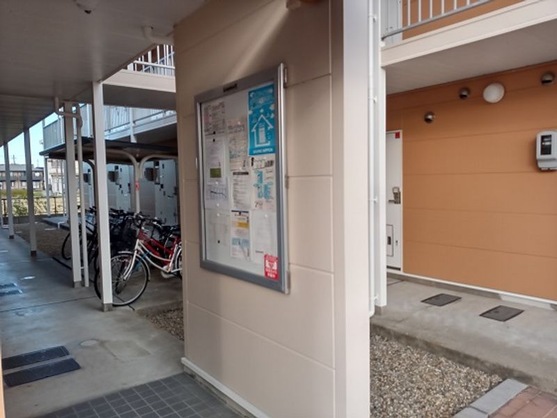 レオパレスＡＺＺＵＲＲＯ エントランス