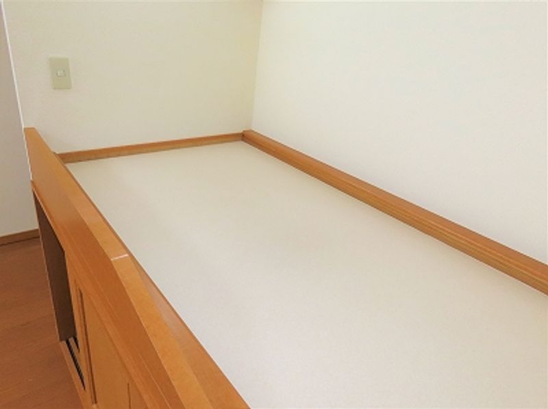 レオパレスフローリッシュ 寝室