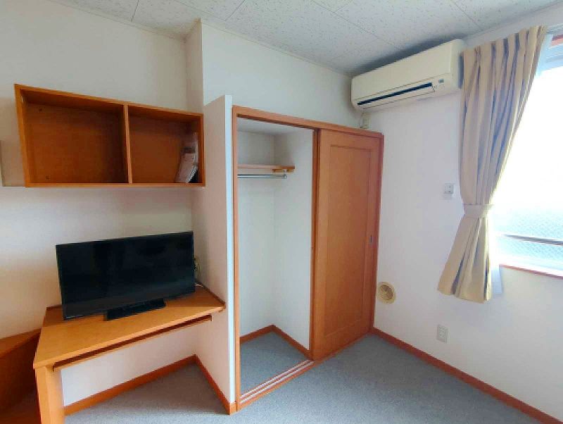 レオパレスメイプルコートⅠ号館 収納