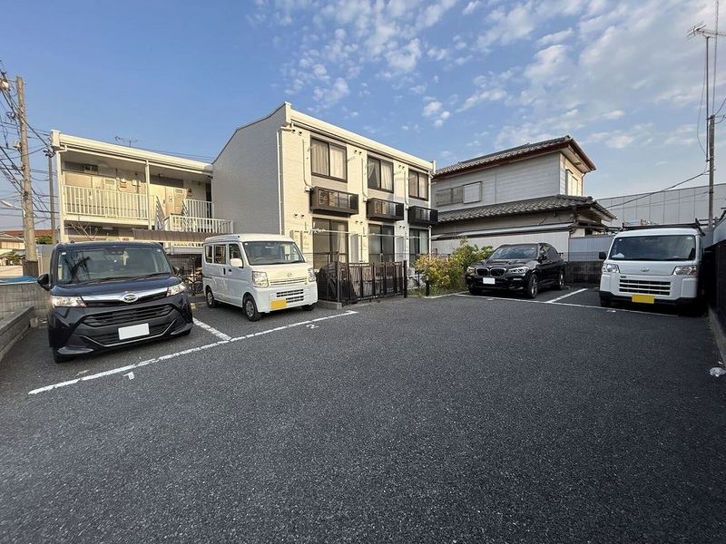レオパレスｔｓｕｂａｓａ 駐車場