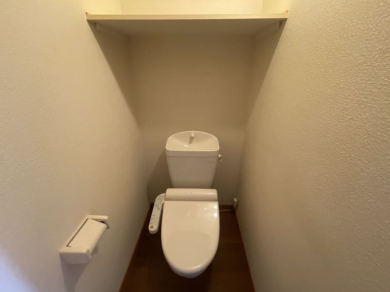 レオパレス松 トイレ