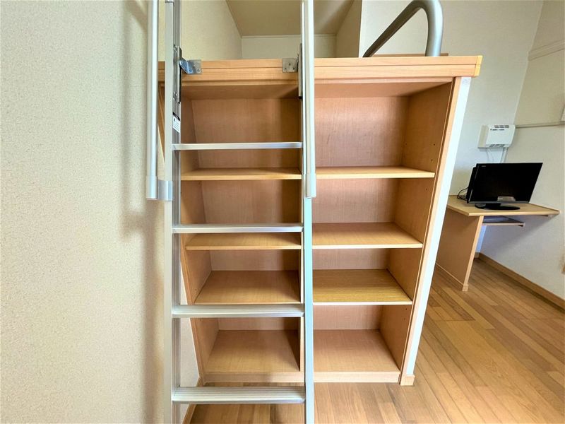 レオパレス西千石町 収納