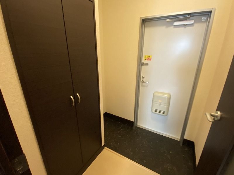 レオネクストすみかわ 玄関