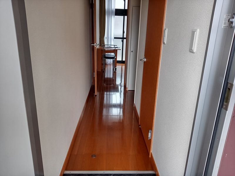 レオパレスピースフル　稲月 玄関