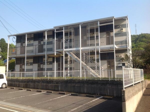 レオパレスはーとぼっくすＳ 外観