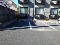 レオパレス王子台　参番館 駐車場
