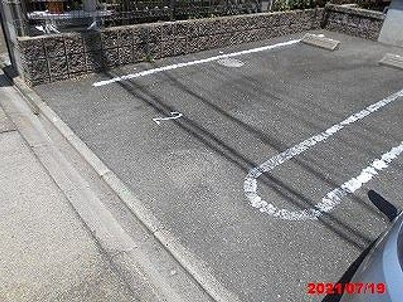 レオネクスト野田南 駐車場