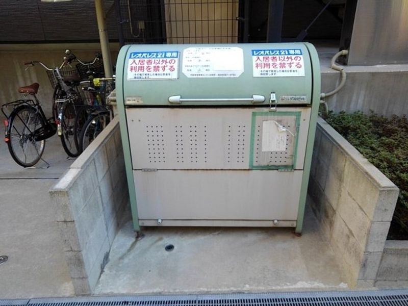 レオパレスフリージア 共用部分