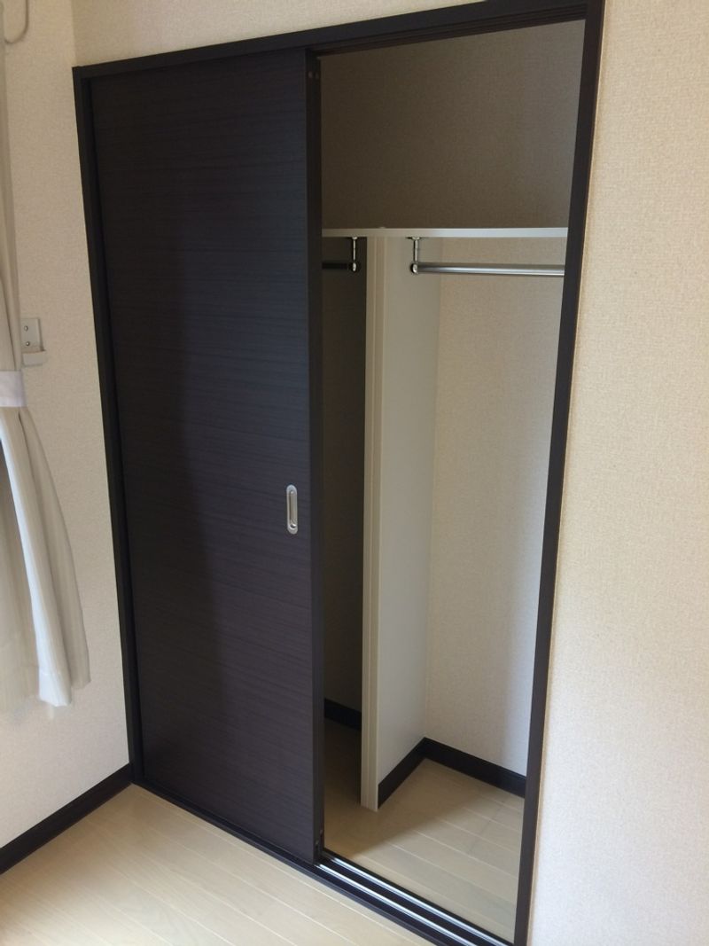 レオネクストカターラ篠崎 収納