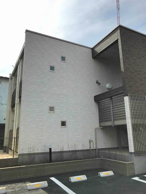 CLEINO Selena 외관