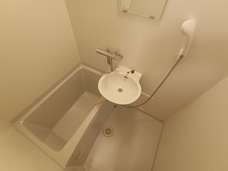 レオパレスセジュール新保 風呂