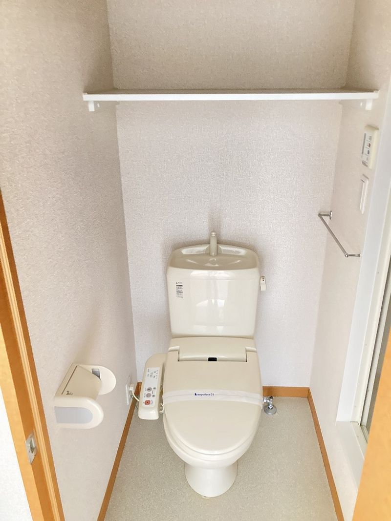 レオパレスユータス　Ⅱ トイレ