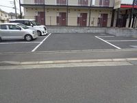 レオパレス湘南みずき 駐車場