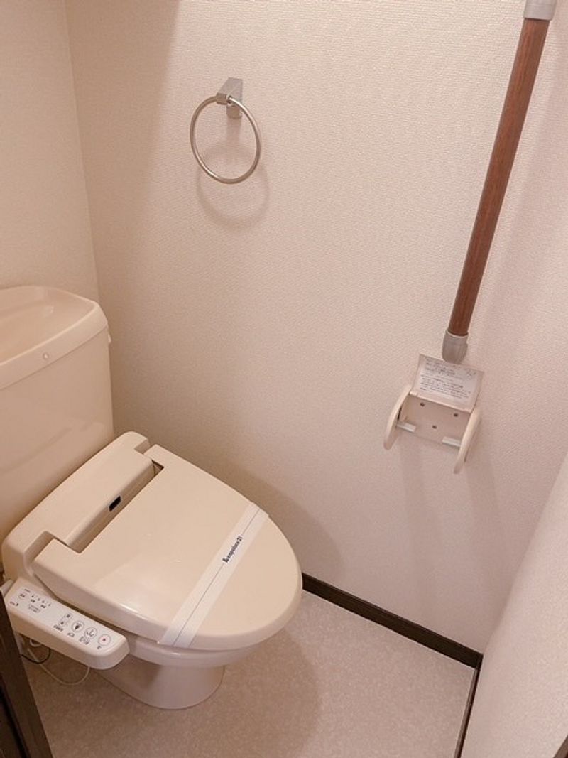 LEONEXT Sakura Godanzaka II Toilet