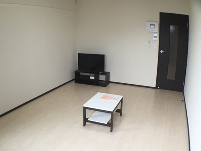 CLEINO Bianca Living room