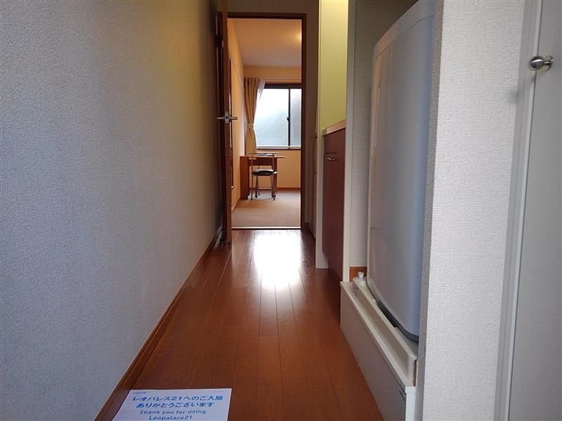 leopalace Espoir Sakura Entrance