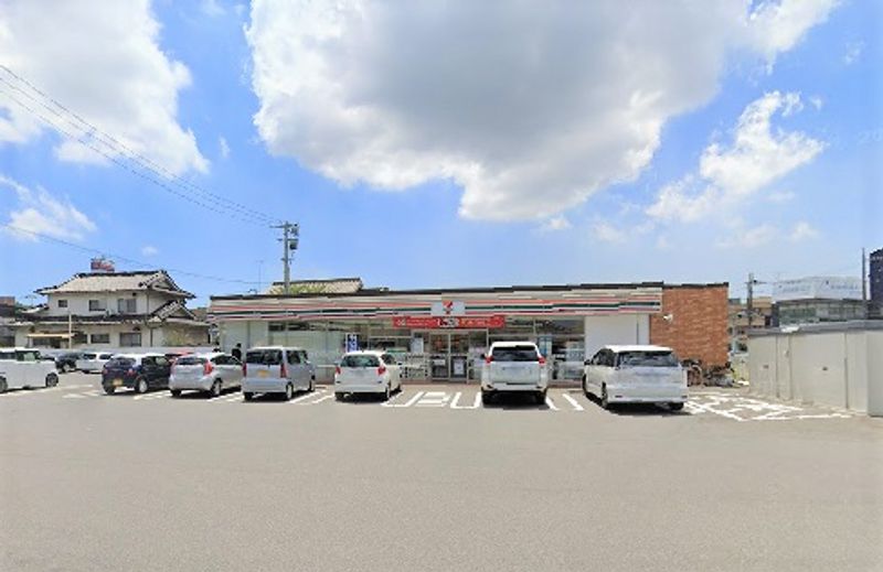レオパレス三政荘 周辺環境