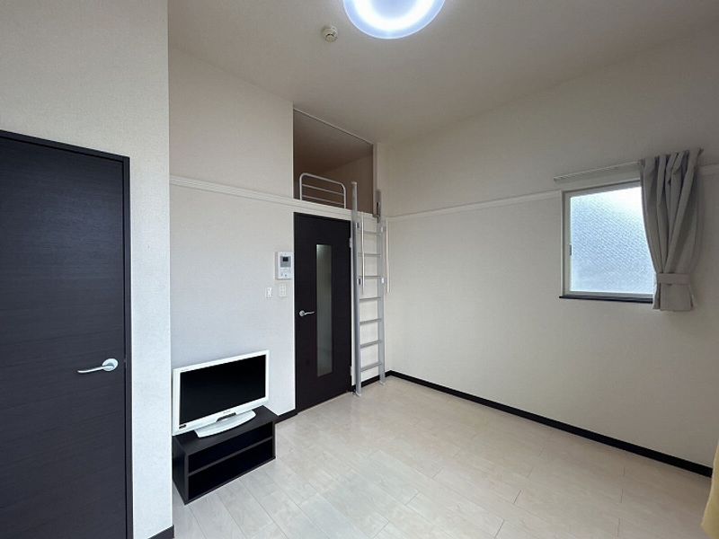 レオネクストライフワン 居間