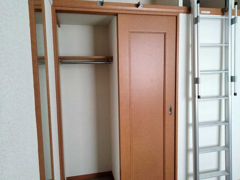 レオパレスサンパーク　２６番 収納