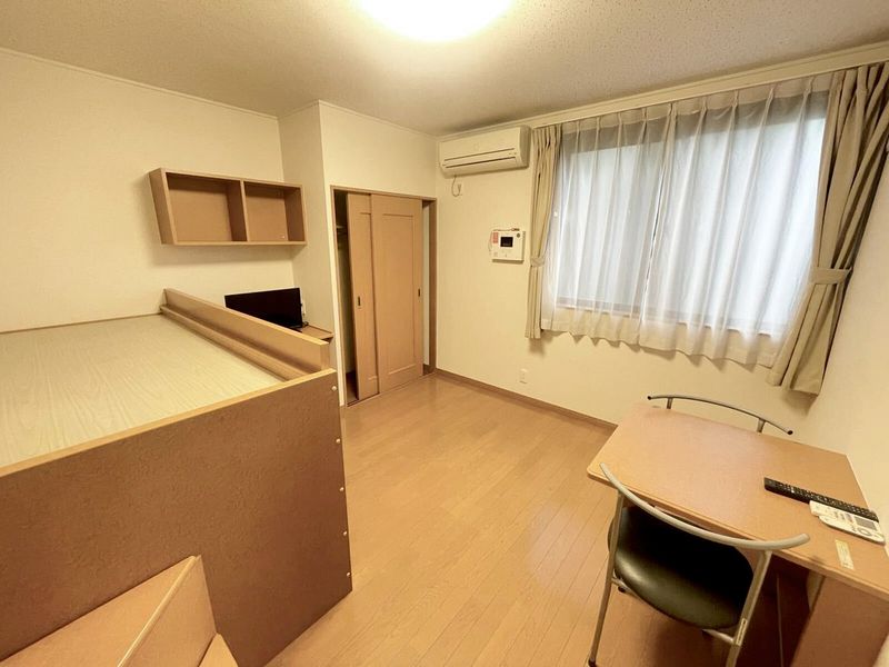 レオパレスプラムヴィラ２ 居間