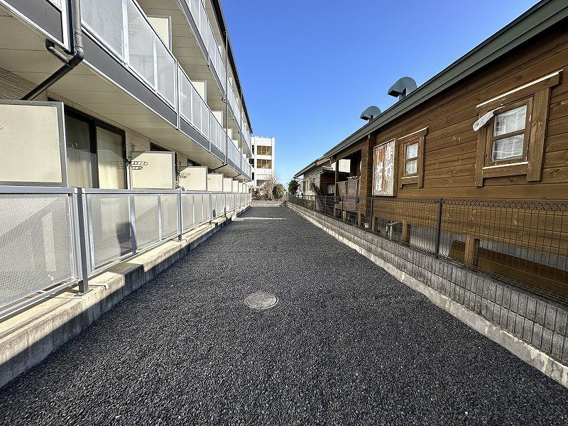 レオパレス中今泉 バルコニー