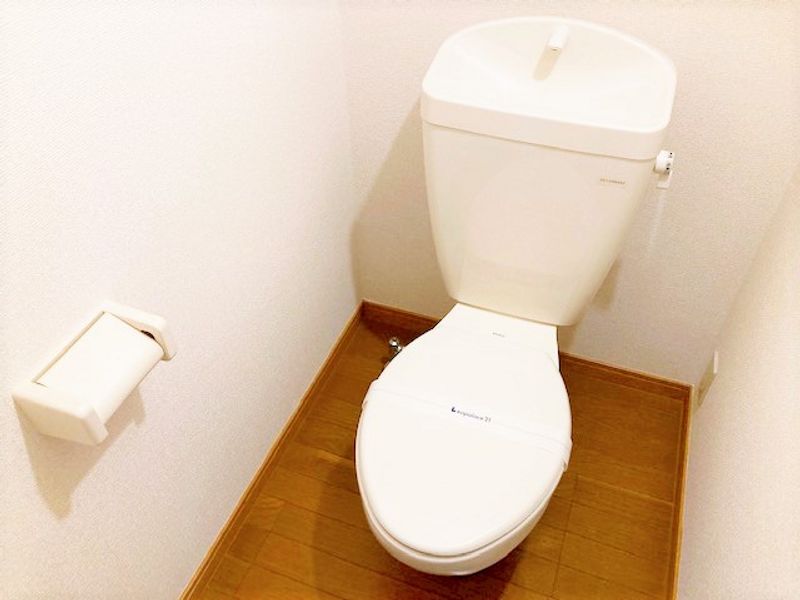 レオパレスティール トイレ