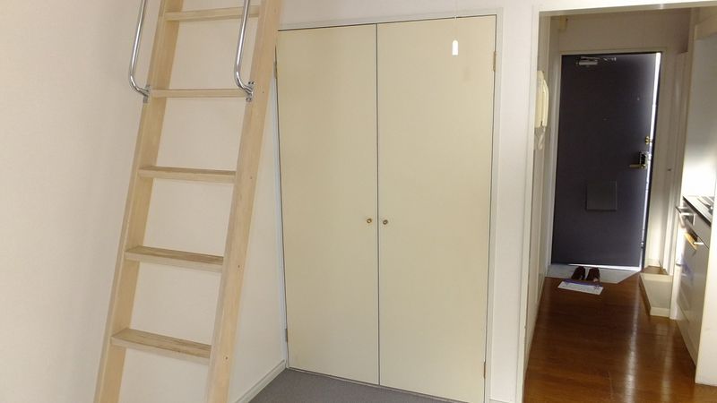 レオパレスこうべ山手 収納
