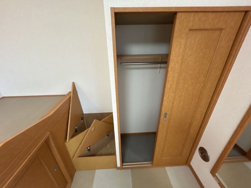 レオパレスセイクレッドヒルズ 収納