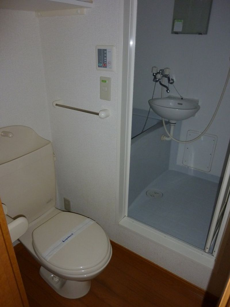 レオパレス古市場２ トイレ