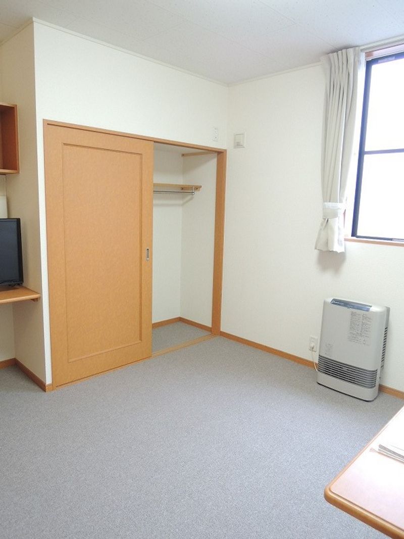 レオパレス樹 収納