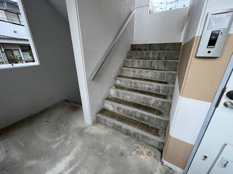 レオパレス松山 共用部分